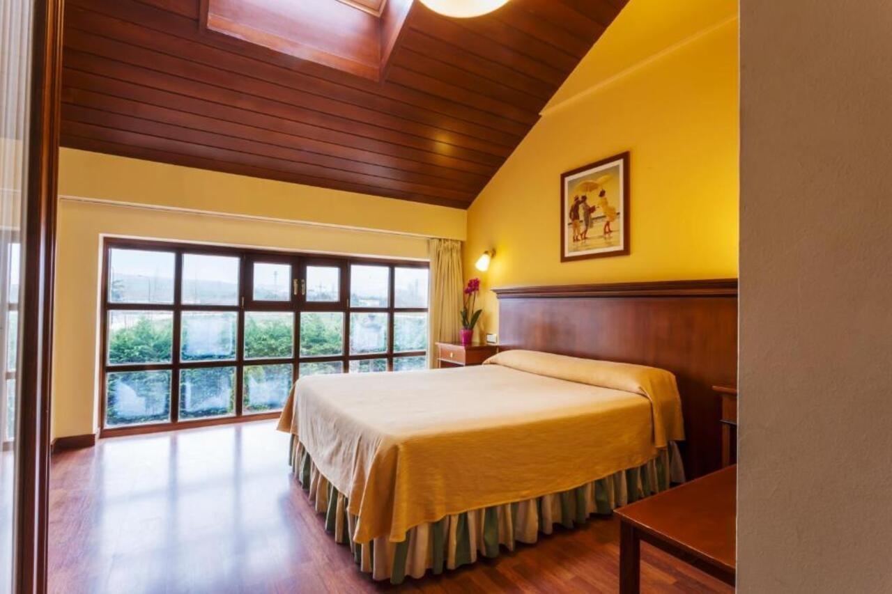Hotel Azofra Burgos Luaran gambar
