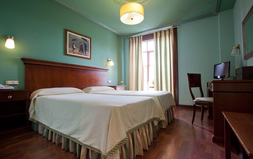 Hotel Azofra Burgos Luaran gambar