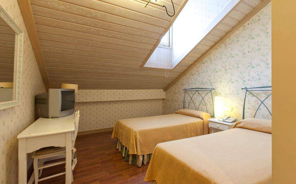 Hotel Azofra Burgos Luaran gambar