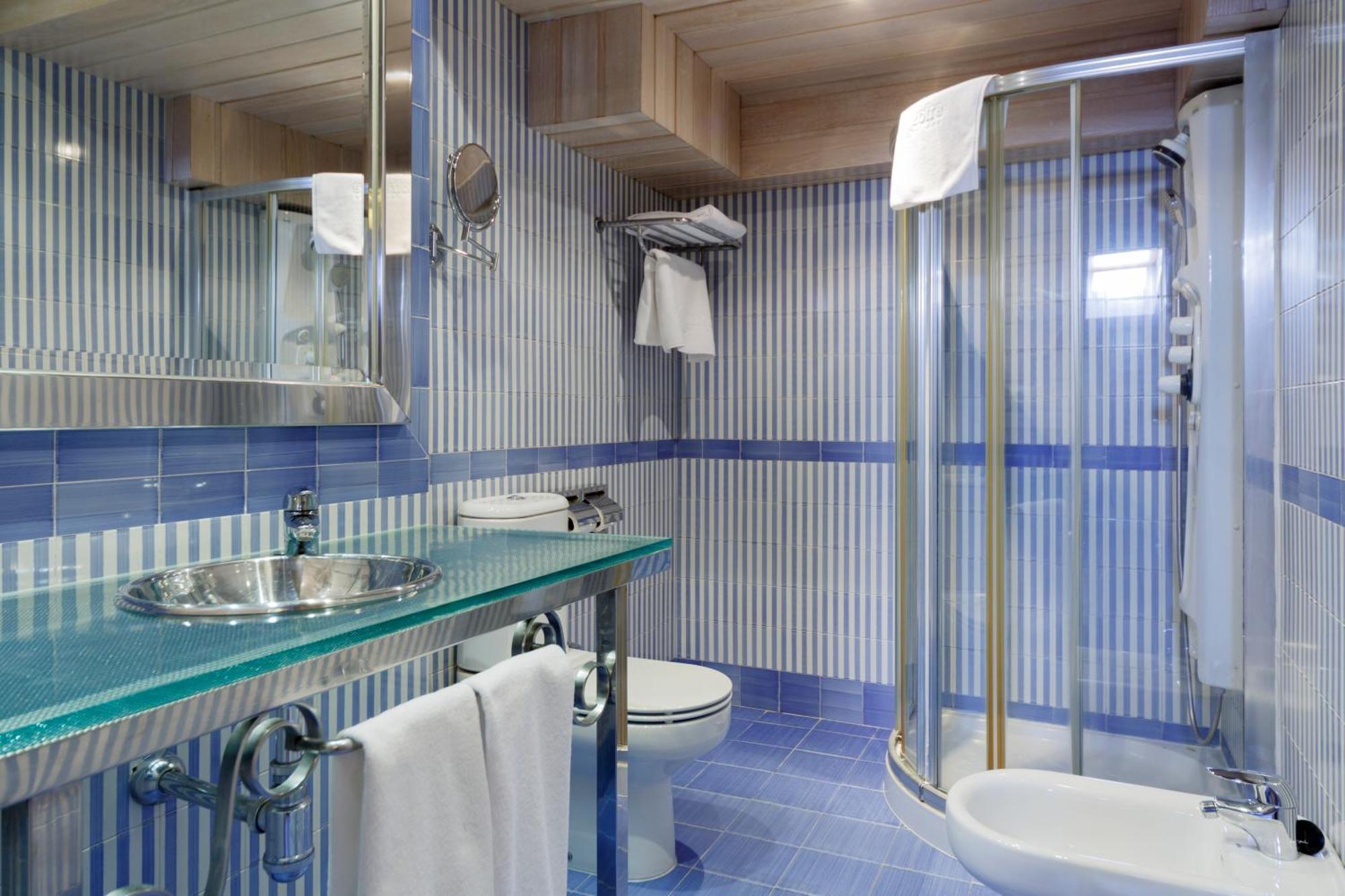 Hotel Azofra Burgos Bilik gambar