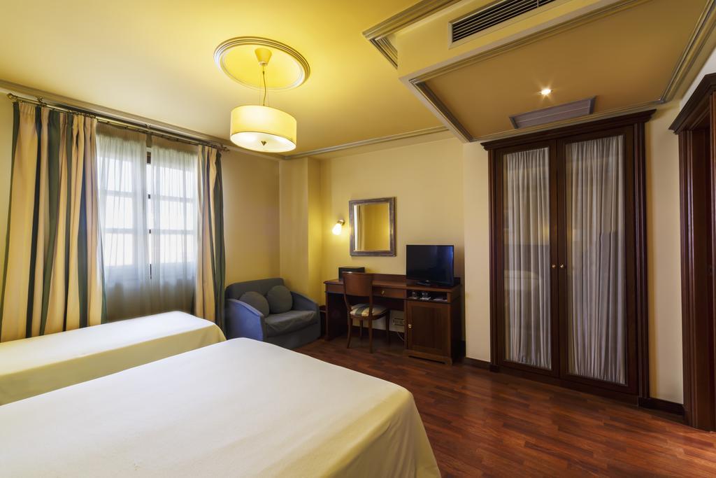 Hotel Azofra Burgos Luaran gambar